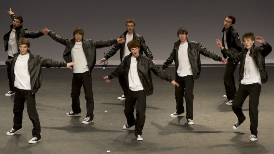 Hutchins students on stage at the Southern Tasmanian Dance Eisteddford 2011