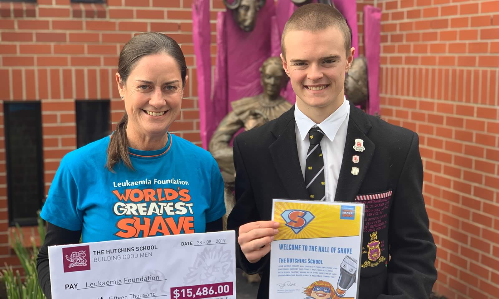 Gaye French from the Leukaemia Foundation and Thomas Reeves (Buckland House Captain).