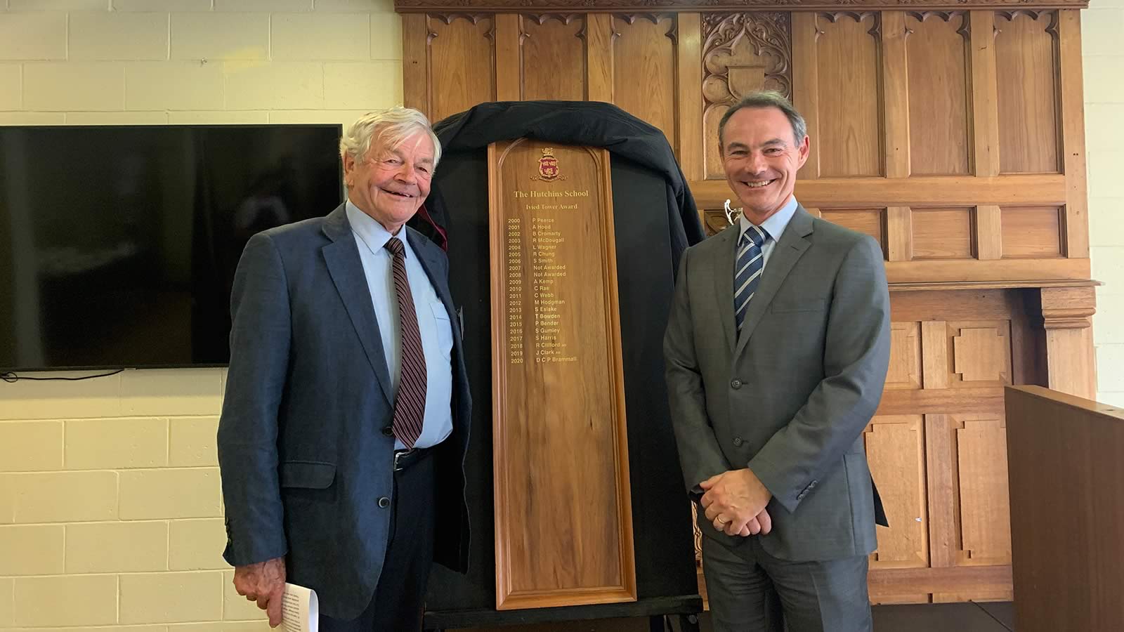 David Brammall (’56) with Headmaster, Dr Rob McEwan