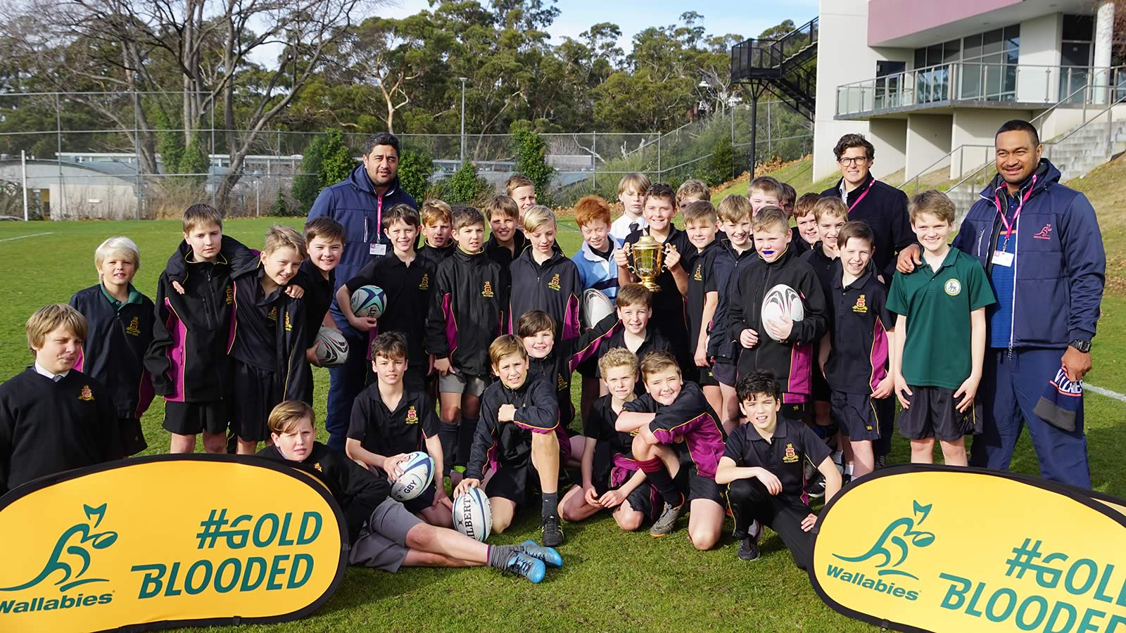 Junior School boys with Steve Kefu, Morgan Turinui and Luke Burgess.